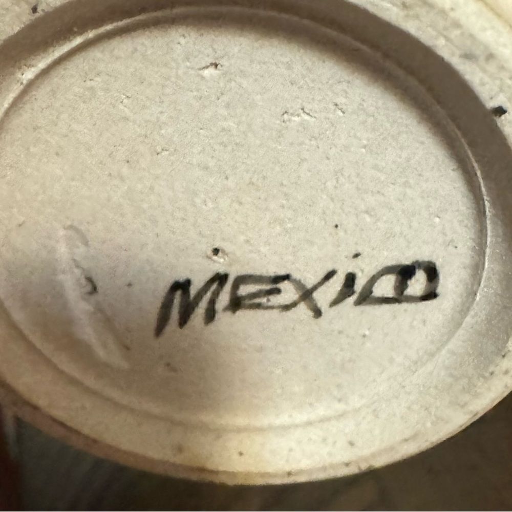 Mexican Pottery Cancun Souvenir Vase - 6" - Picture 7 of 10
